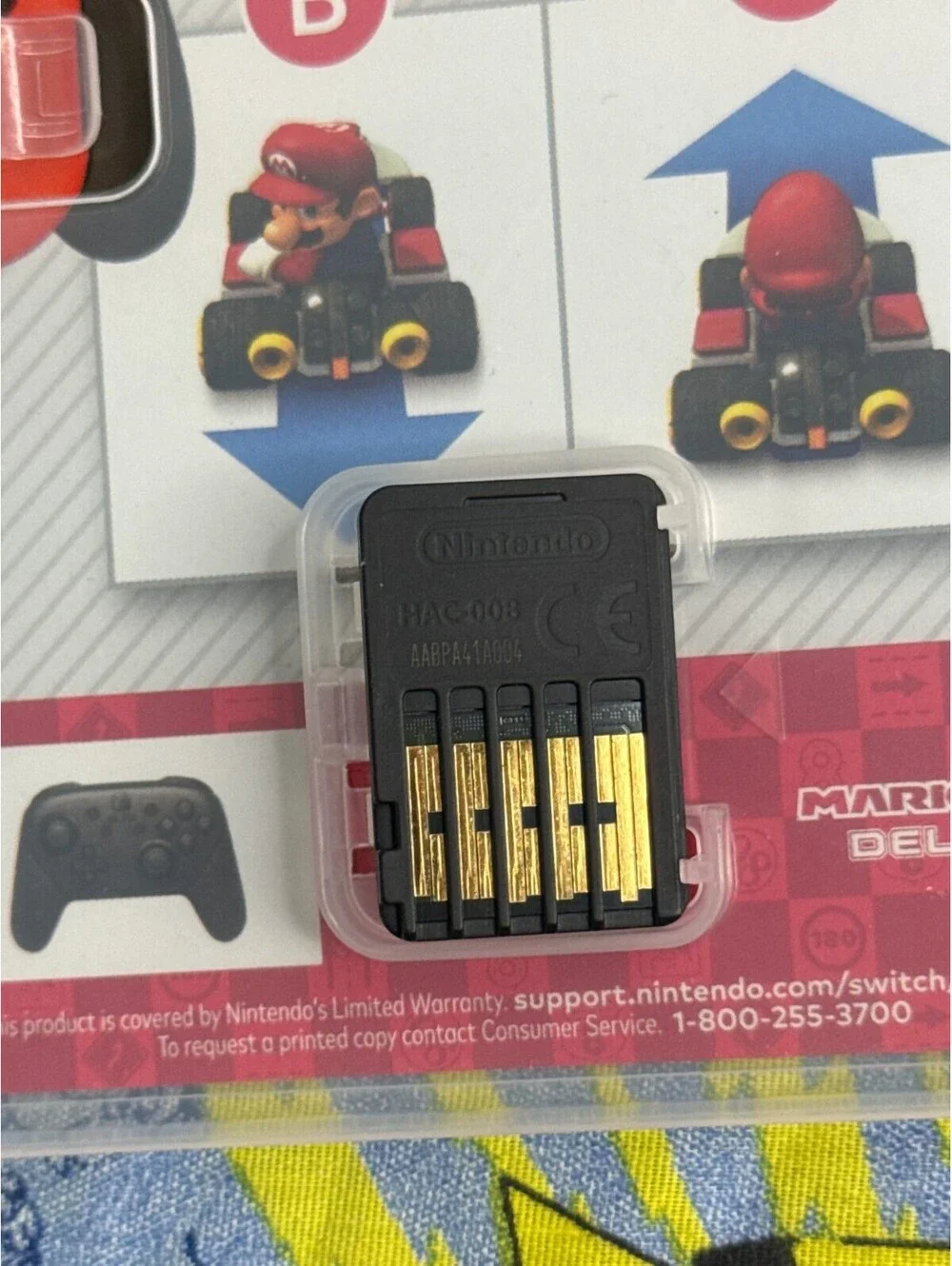 Mario Kart 8 -- Deluxe Edition (Nintendo Switch, 2017) [Physical]